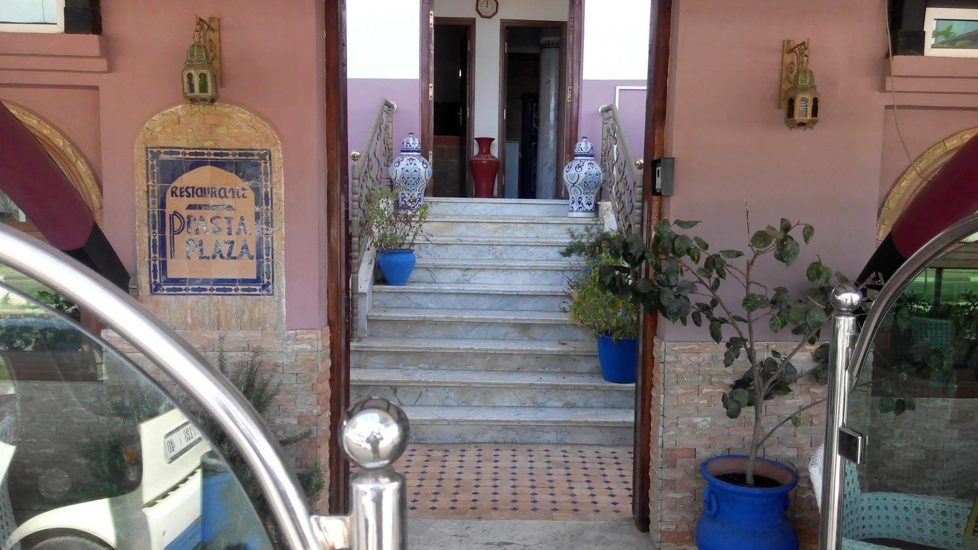 Hotel Pasta Plaza Asilah Exterior foto